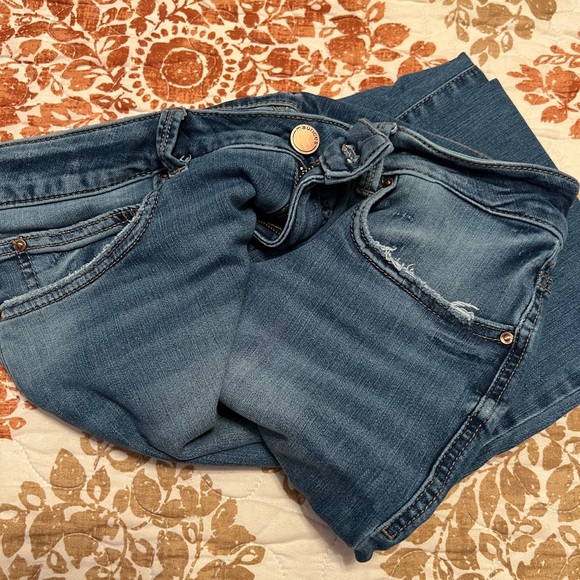 Ever Flex Highrise Jeans - Picture 3 of 4